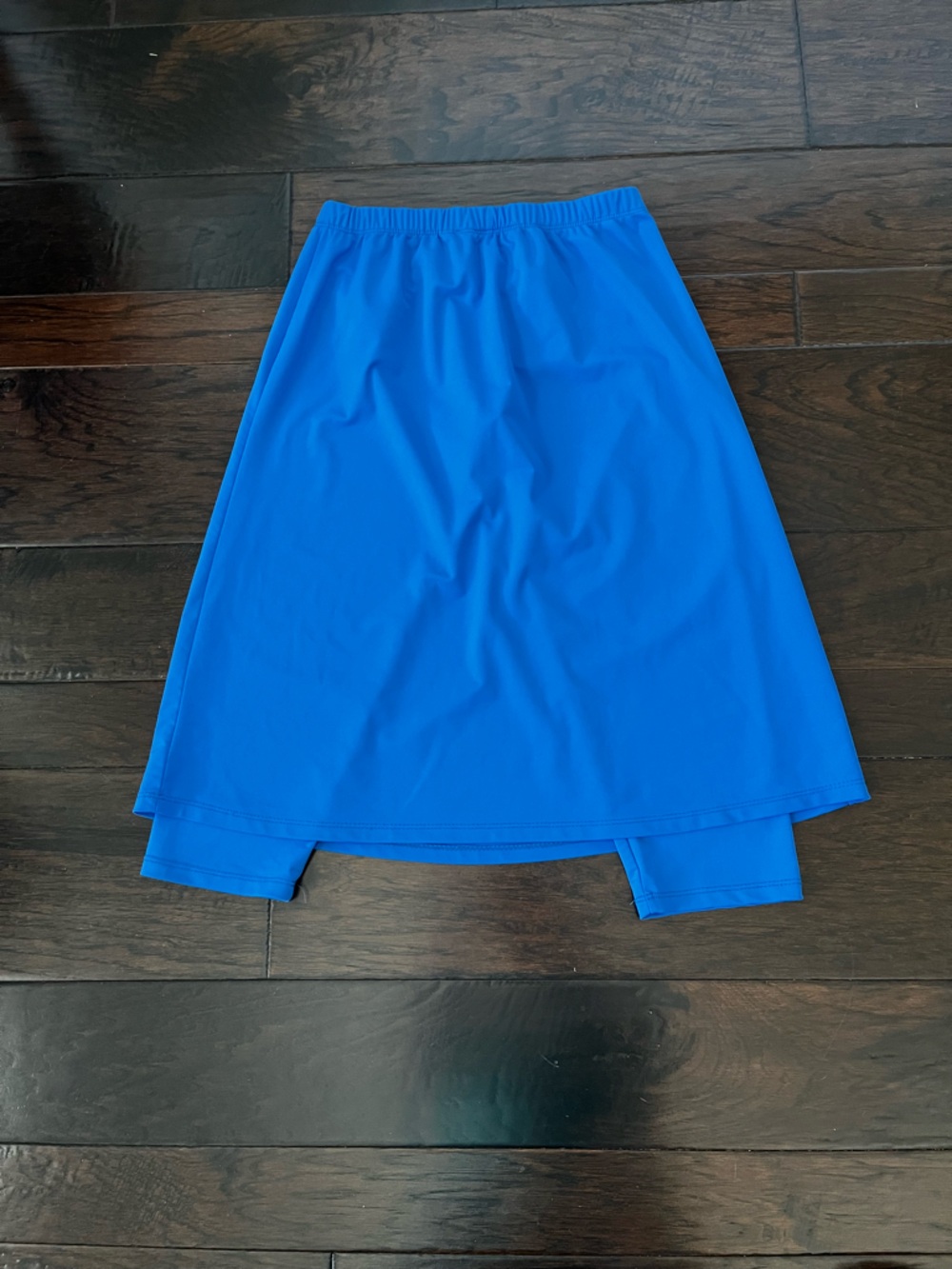 The Klassy Girl Athletic Royal Blue Skirt; Size Medium - Picture 7 of 16